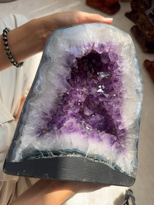大牙仔紫晶洞#4 Amethyst Geode#4