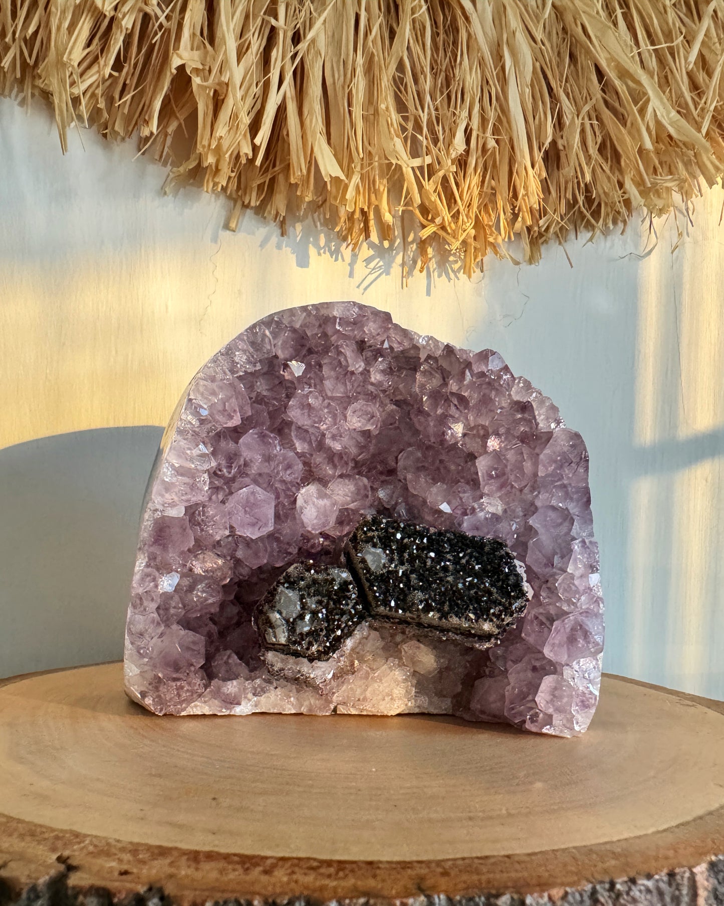 紫晶方解石共生礦標 Amethyst With Calcite Specimen